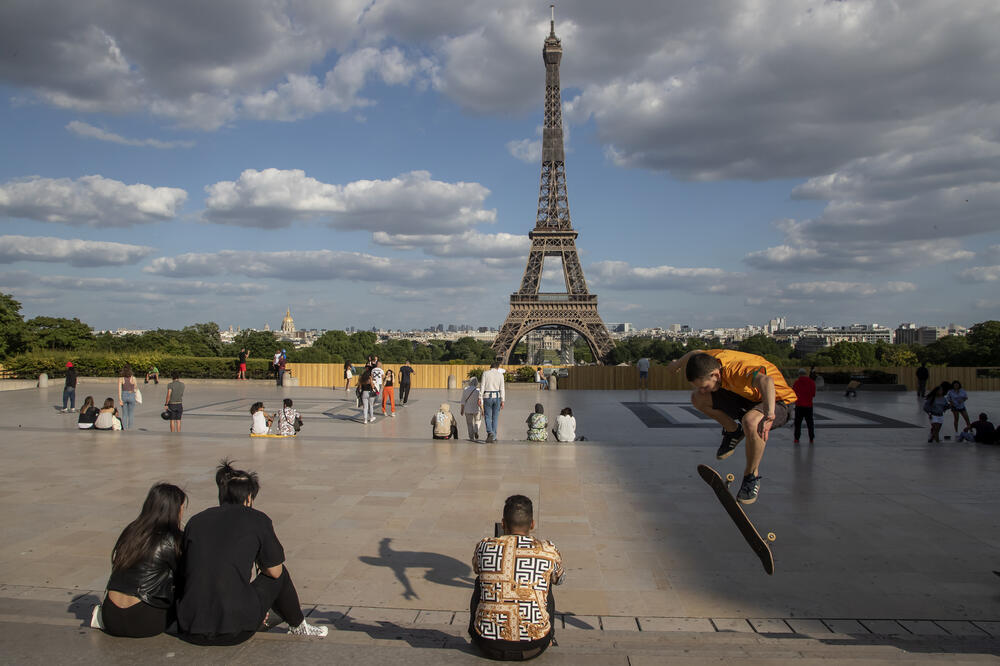 Pariz, Foto: AP