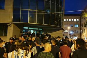 URA: Policijska hunta brutalnost nastavlja u Podgorici, priveden...