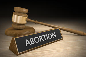 Vrhovni sud SAD poništio zakon Luizijane o abortusu