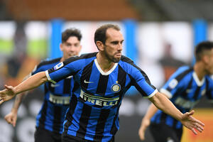 Inter dostigao Lacio na drugom mjestu, prvi gol Godina u Seriji A
