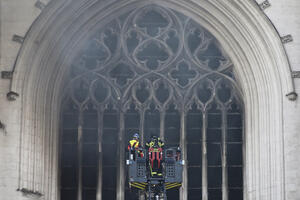 Zbog požara u katedrali u Nantu priveden crkvenjakov pomoćnik