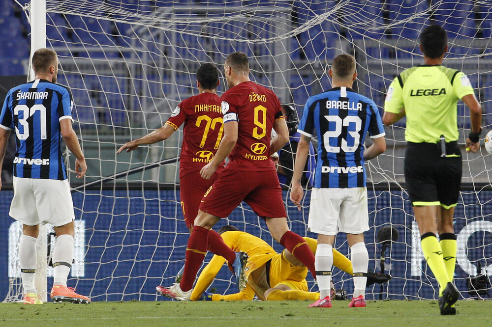 Mhitarjan postiže drugi gol za Romu, Foto: AP