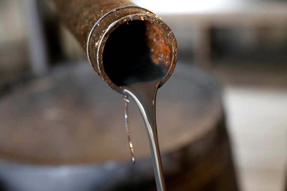 Trenutna cijena barela sirove nafte kreće se oko 40 dolara, Foto: Reuters