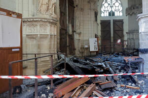 Ministrant ponovo priveden zbog požara u katedrali u Nantu:...