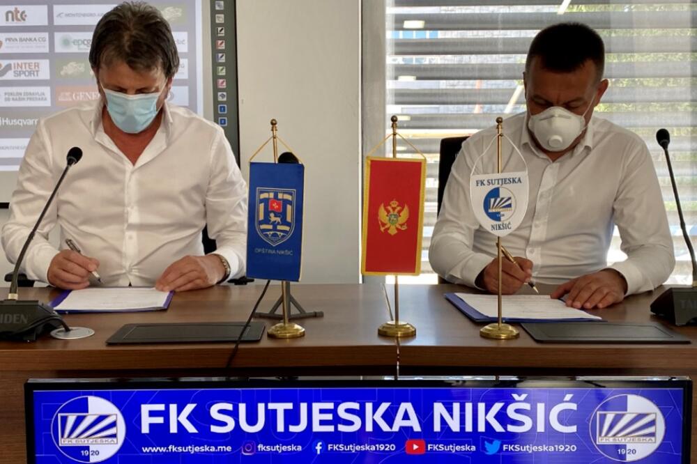 Radojičić i predsjednik kluba Ilija Ašanin, Foto: FK Sutjeska