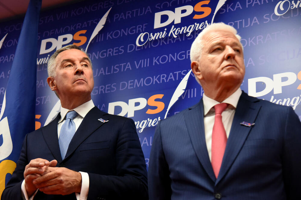 Predstojeći izbori bi mogli predstavljati kraj ere vladavine DPS-a”: Đukanović i premijer Duško Marković, Foto: Boris Pejović