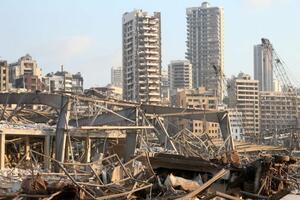 U fotografijama: Haos i ruševine u Bejrutu posle eksplozije