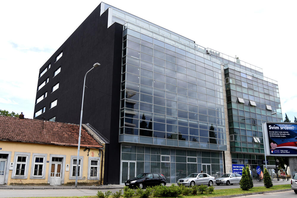 Plaćena, a nikad useljena: zgrada kupljena za više institucija, Foto: Luka Zeković