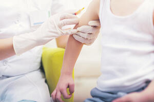 Univerzitet Oksford će testirati učinak svoje vakcine kod djece