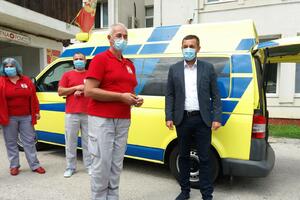 Bijelo Polje: Brčvak donirao sanitetsko vozilo