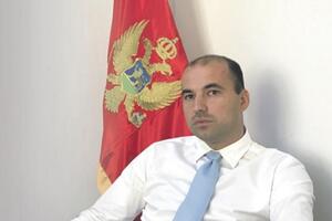 Rađenović pozvao Carevića da podnese ostavku: Nema podršku...
