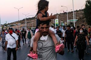Migranti i uništeni kamp Morija: Grčka pozvala Evropsku uniju da...