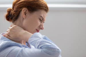 Šta je fibromialgija: Bolest koju karakteriše bol u mišićima i...