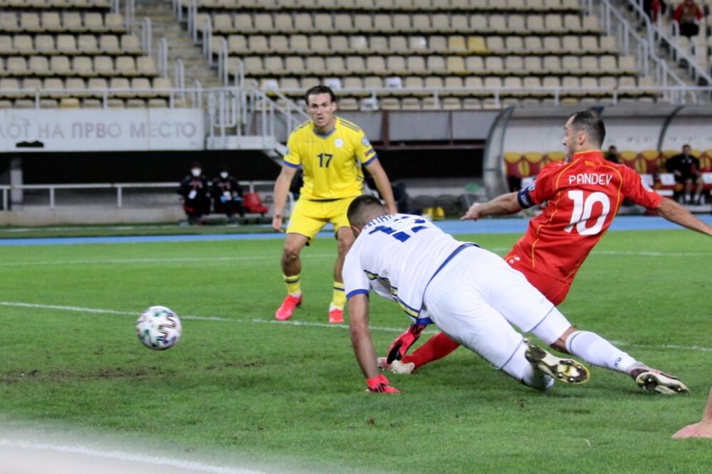 Makedonska legenda Goran Pandev šutira na gol Kosova, Foto: Ekipa.mk