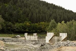 Izgradnja centra za posjetioce na rijeci Bistrici: U toku betonski...