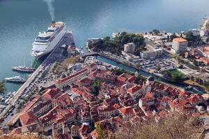 Kotorske bedeme za mjesec i po posjetilo više od 25.000 turista