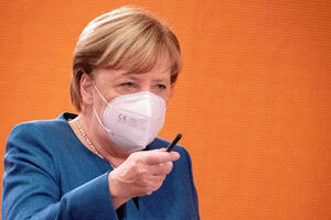 Prljava bitka za nasljednika Angele Merkel