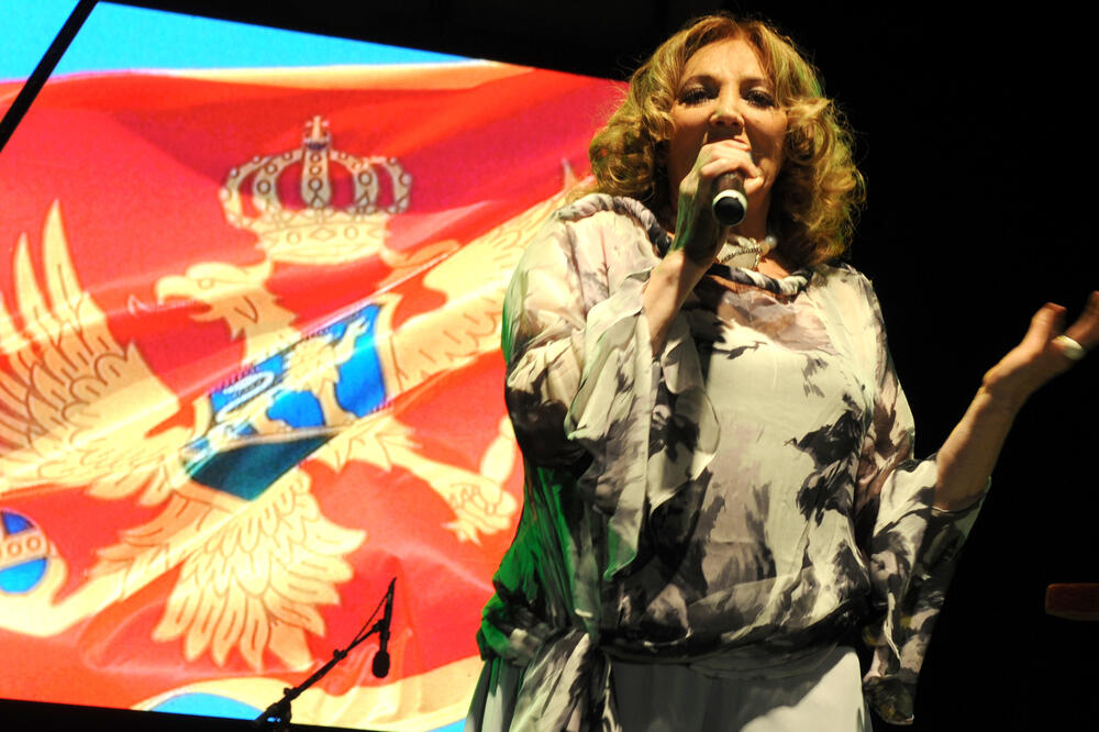 Tereza Kesovija na koncertu na Cetinj, Foto: Savo Prelević