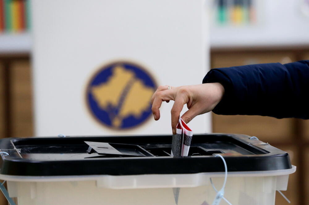 Detalj sa izbora na Kosovu, Foto: Reuters