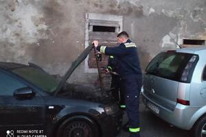 Kolašin: Gorjelo vozilo, požar lokalizovali pripadnici Službe...