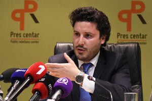 Abazović: Ne postoji raskol unutar vladajuće koalicije