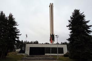 Spomenik posvećen stradalima u Pljevaljskoj bici: Još čeka ukras -...