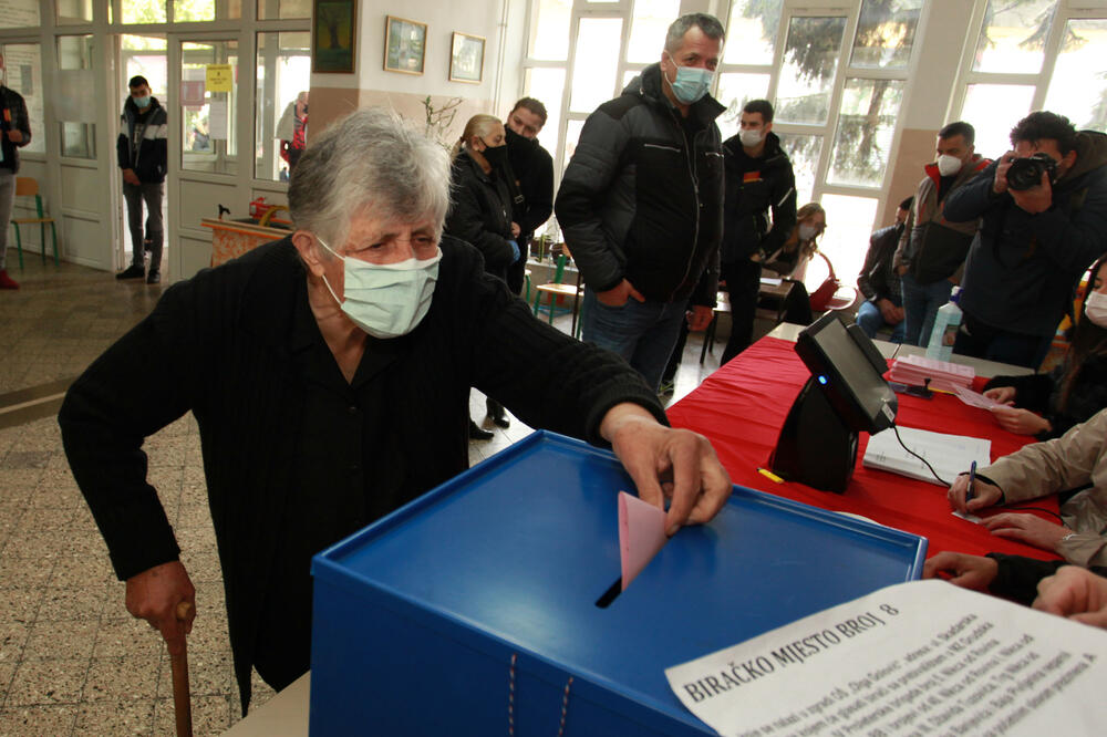 Glasanje u Nikšiću, Foto: Luka Zeković