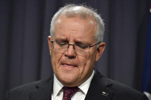 Premijer Australije plačući obećao da neće iznevjeriti žene