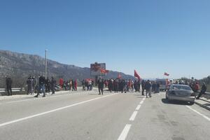 Policija: Učesnicima blokade puta Nikšić-Podgorica koji su...
