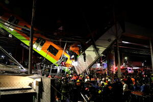 Urušio se nadvožnjak za metro u Meksiku, najmanje 20 osoba poginulo