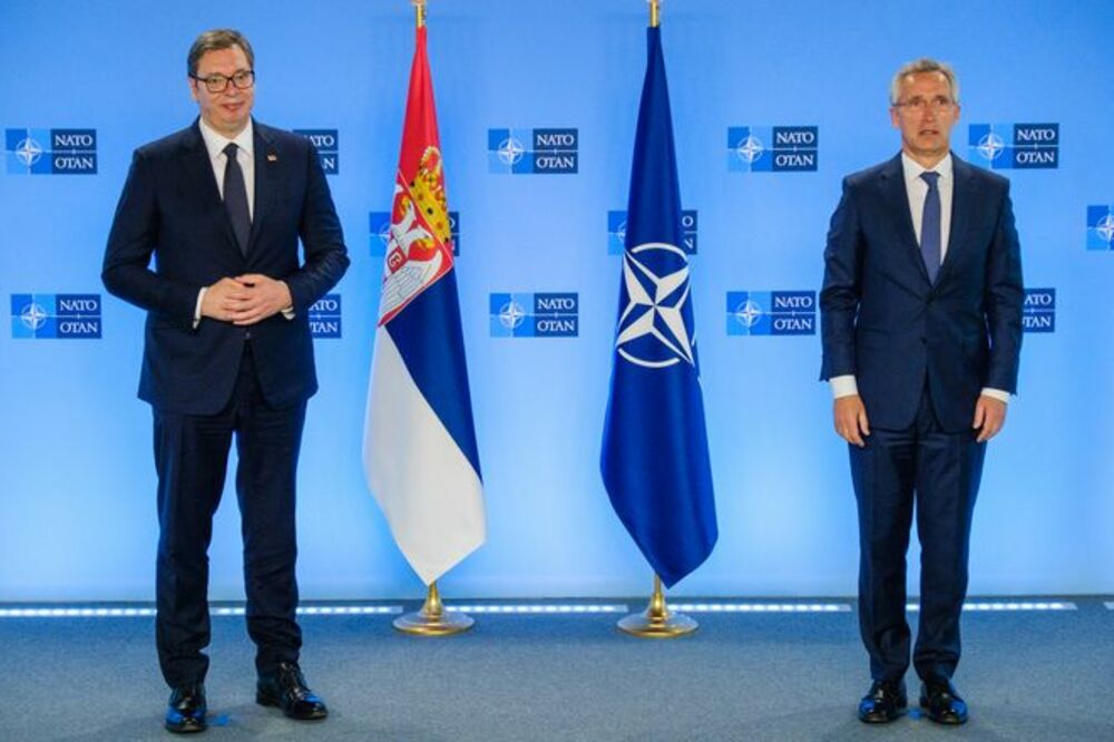 Vučić i Stoltenberg, Foto: NATO