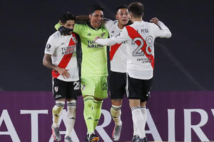 Epska pobjeda River Plate: Imali 11 igrača na raspolaganju, više...
