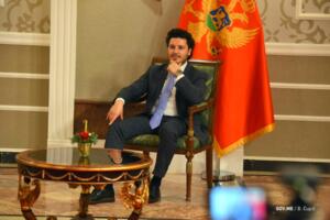 Abazović: Vlasti su prolazne, Crna Gora mora biti i ostati vječna