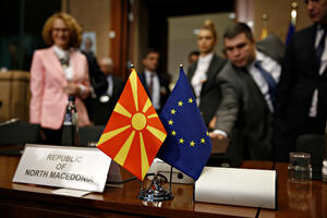 Stejt department: SAD podržavaju početak pregovora S. Makedonije...