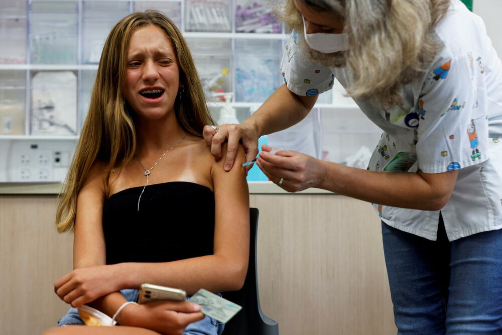 Vakcinacija tinejdžera u Izraelu