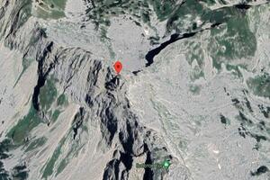 Pet alpinista poginulo na Elbrusu