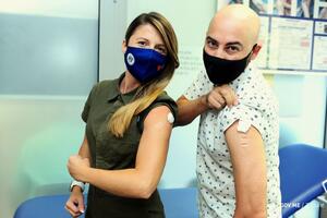 Vakcinisali se Srzentić i njen suprug