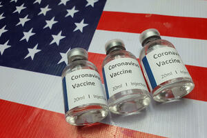 Najmanje 70 odsto Amerikanaca primilo bar jednu dozu vakcine