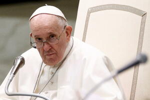 Papa zahvalio novinarima na otkrivanju zlostavljanja u crkvi