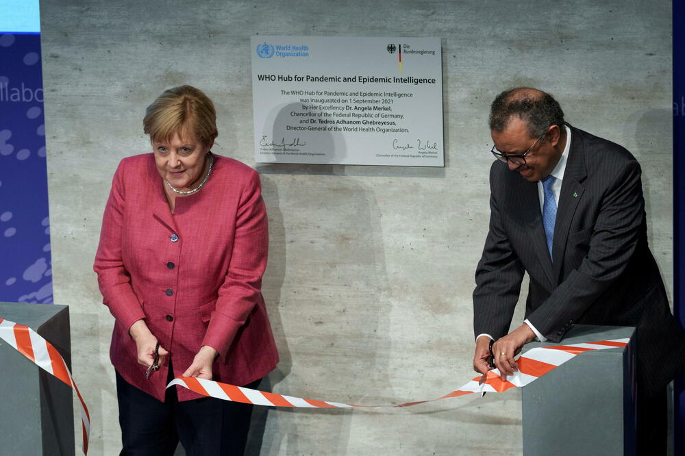 Merkel i Gebrejezus, Foto: Reuters
