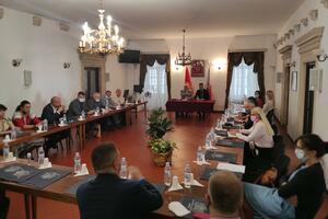 Rumunski biznismeni i menadžeri posjetili Opštini Kotor