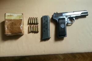 Krivična prijava protiv Podgoričanina, pretresom nađen pištolj i...