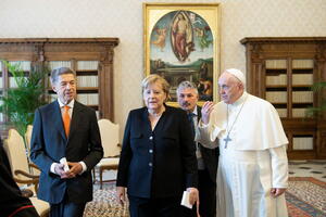 Merkel u Rimu u oproštajnoj posjeti papi i premijeru Dragiju