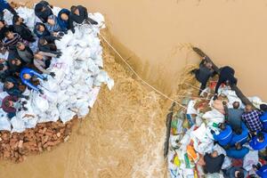 Kina i poplave: Više od 300 ljudi stradalo, gotovo dva miliona...
