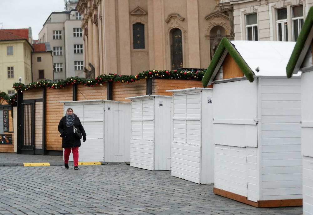 Tradicionalni božićni pazar u Pragu zatvoren zbog kovida