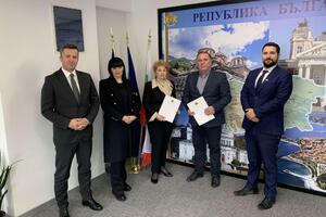 Berane: Bugarska ambasada obezbjedila opremu za Kovid odjeljenje