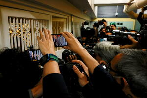 Policija u Hong Kongu uhapsila šestoro zaposlenih medijske kuće...