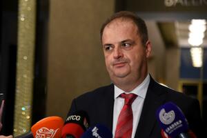 Nimanbegu: Tehnička vlada nema mandat da gura Crnu Goru ka...