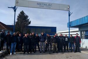 Radnici nikšićkog Metalca od Opštine dobili po 400 eura