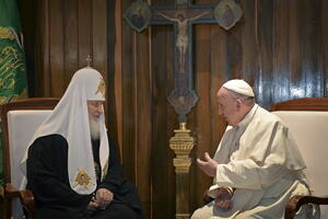 Vatikan otkazao susret pape Franja s ruskim patrijarhom Kirilom...